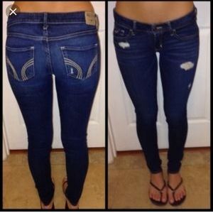 4/$30 Holister skinny jeans
